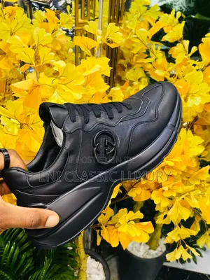 Original Gucci Lace Up Sneaker Best Quality Luxury For Men's