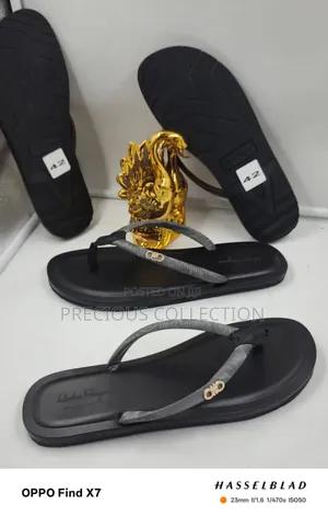 Unisex Ferragamo Sleek Leather Slippers