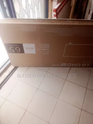 65inches Smart Tv With Vibrate Colour,Brand Logo