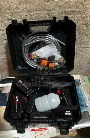 Rechargeable Pressure Washer