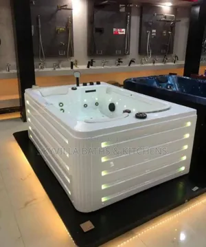 Jacuzzi Bathtub