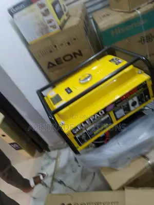 Heavy-Duty Elepaq Constant Sv-6800e2 PMS Generator