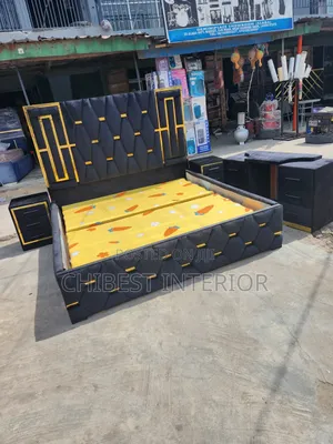 Black Coloured 6by6 Set of Bed.