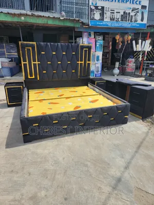 Padded 6by6 Family Size Bed Made With Topnotch Materials