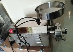 Grain Grinding Machine