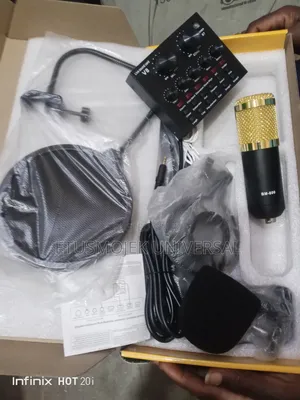Professional Condenser Microphone With Sound Card
