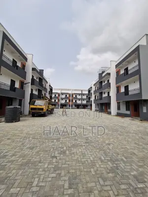 4bdrm Townhouse/Terrace in Ikate for sale