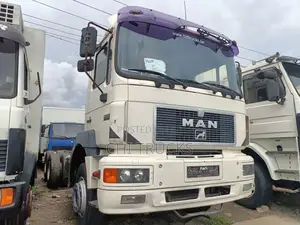 Man 10 Tyres Truck 2004 White