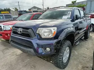 Toyota Tacoma PreRunner V6 4dr Double Cab 6.1 ft. SB (4.0L 6cyl 5A)