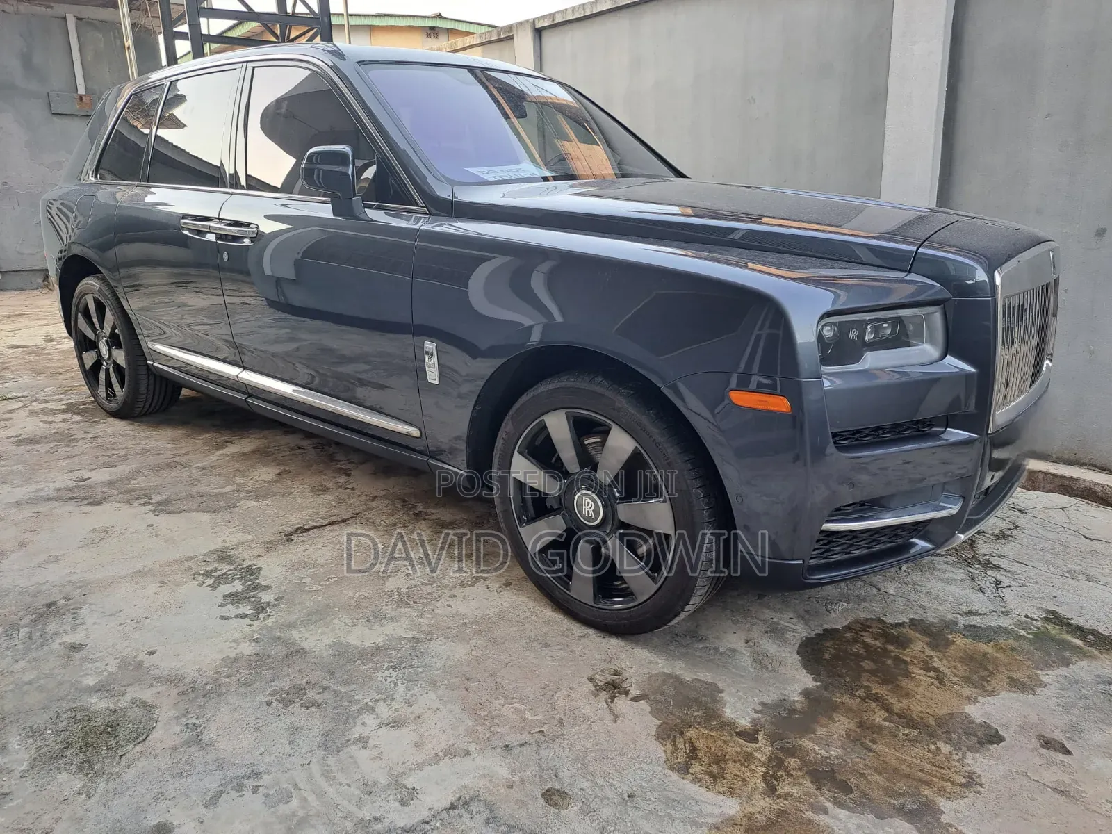 Rolls-Royce Cullinan Base 2020 Gray