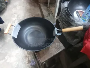 Wok/Nonstick Frying Pan