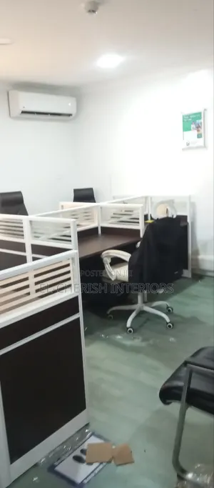 Super Class 4 Seater Workstation