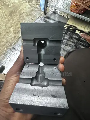 70x70 Tee Exothermic Mould