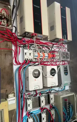 Professional Solar Systems Technician