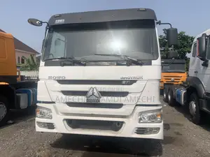 Howo 371 Long Chassis White