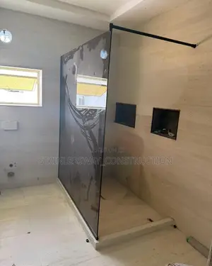 Tinted Tampa Fix Shower Glass