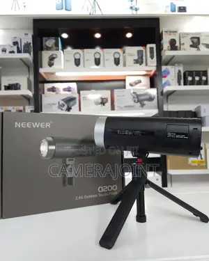 Neewer Q200 2.4g Outdoor Studio Flash