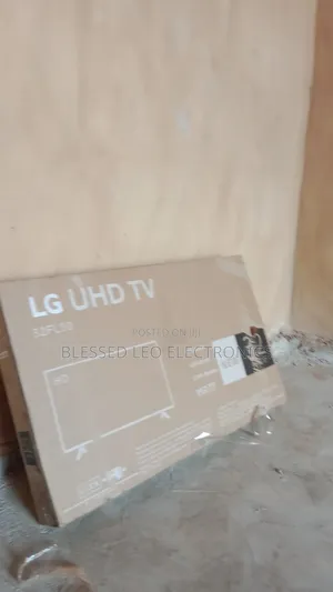 32 Inches Uhd Tv Frameless Screen