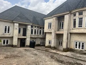 4bdrm Townhouse/Terrace in Diamond Estate Gra, Enugu for sale