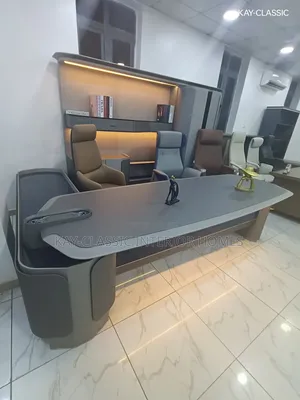 Director Table Set, With Led Light