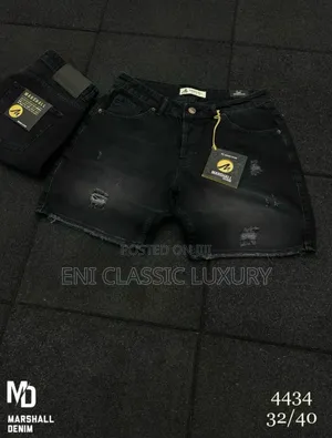 Premium Quality Luxury Cargo Jeans👖Short Available
