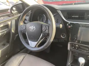 Toyota Corolla 2017 Burgundy