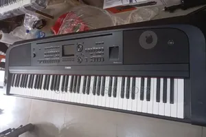 Uk Used Yamaha DGX-670 Keyboard