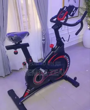 Commercial Spinning Exercise Bike With 150kg User Weight