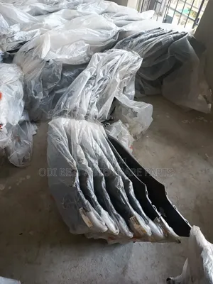 Toyota Venza Front Bumper Empty 2014 Model