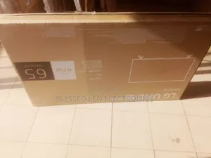 65inches Stuñning Ultra Hd