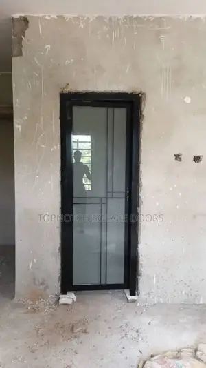 Aluminium Glasstoilet Door