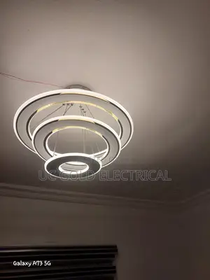 Modern Simple Acrylic Metal Circle Dining
