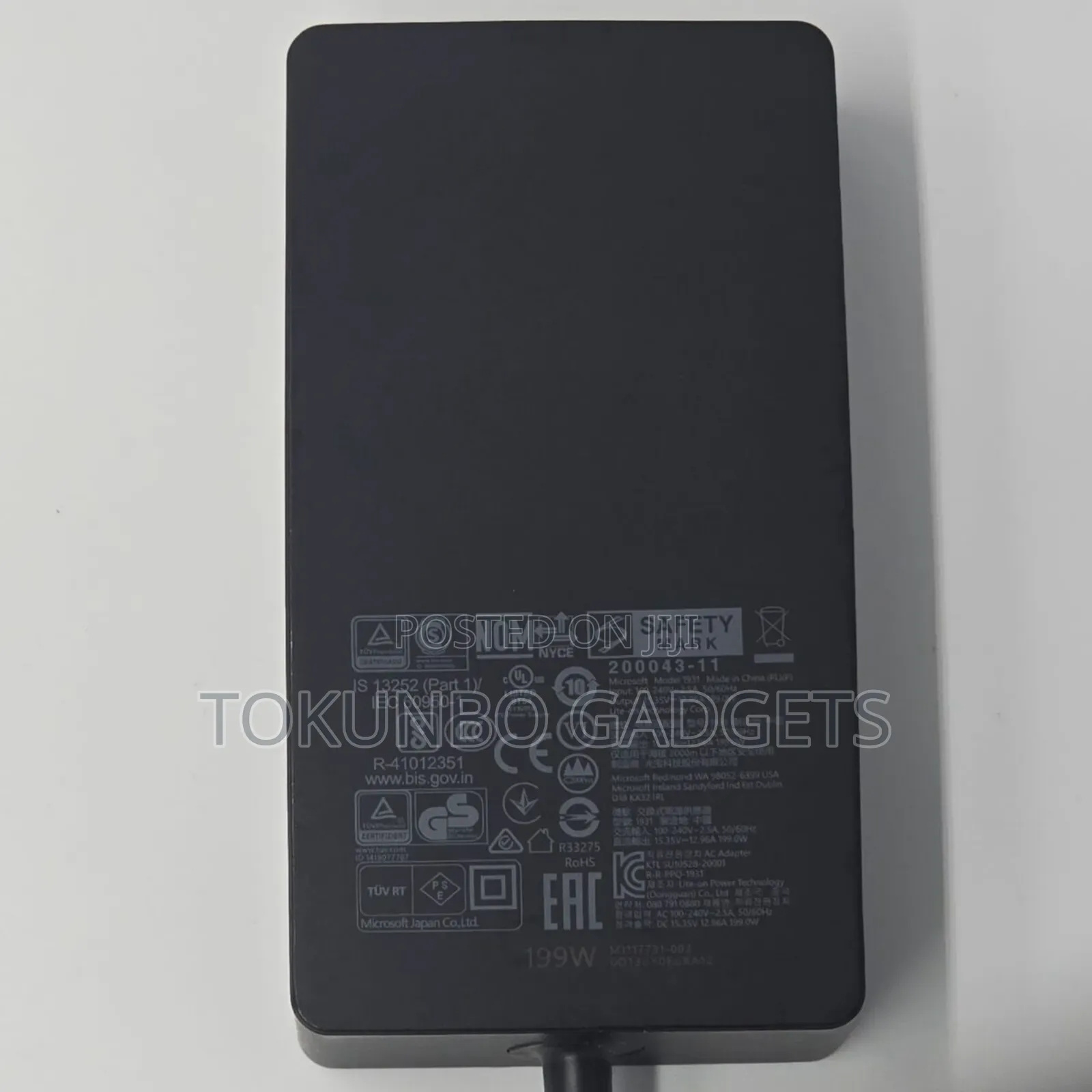 Microsoft Surface Dock 2 With 199w Surface 1931 Charger