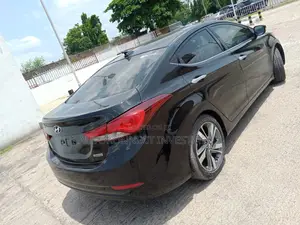 Hyundai Elantra Limited 4dr Sedan (1.8L 4cyl 6A) 2014 Black