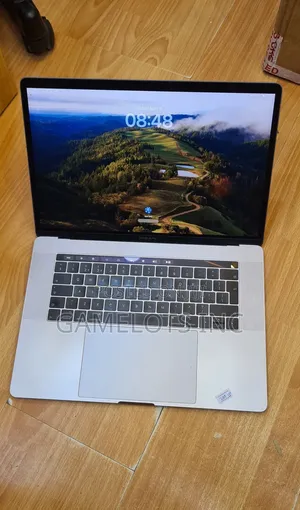 Laptop Apple MacBook Pro 2019 16GB Intel Core i9 SSD 512GB