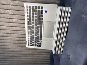 Laptop HP EliteBook 1040 G8 32GB Intel Core i7 SSD 512GB
