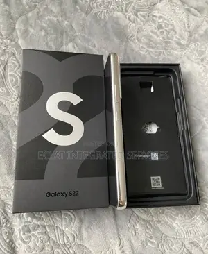 New Samsung Galaxy S22 5G 256 GB Black
