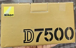 Nikon D7500 With 18-140mm