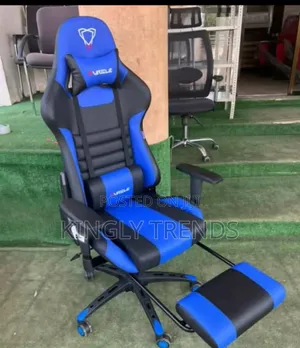 Black and Blue Game Chair