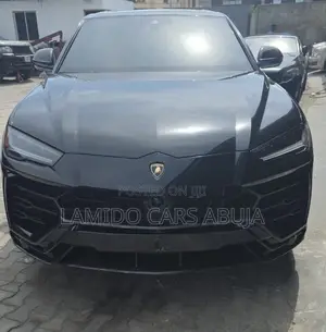 Lamborghini Urus 2021 Black