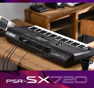 Yamaha Workstation PSR Sx720 New