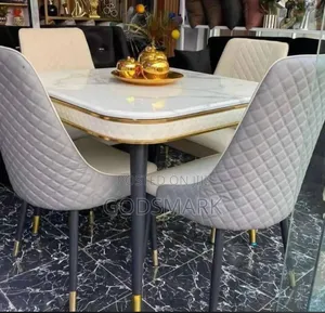 4 Seater Dining Set With Original Leather Seats.