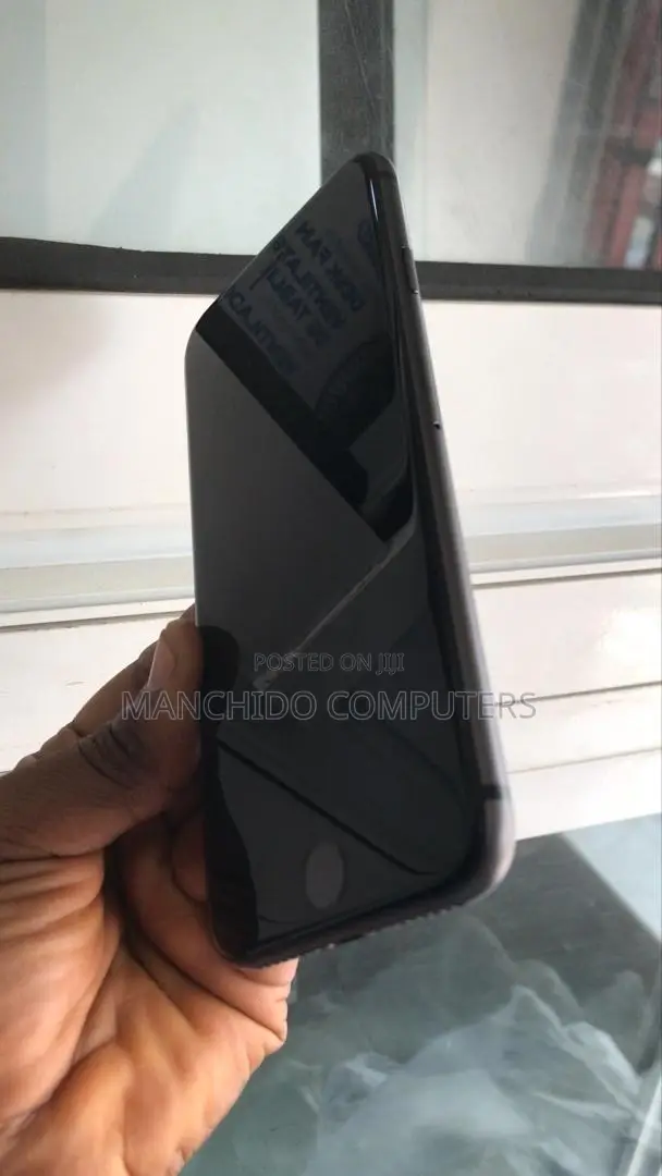 Apple iPhone 7 128 GB Black