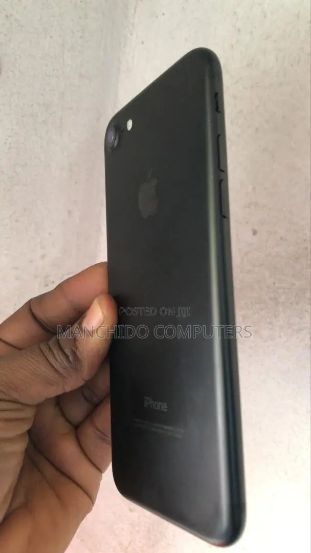 Apple iPhone 7 128 GB Black