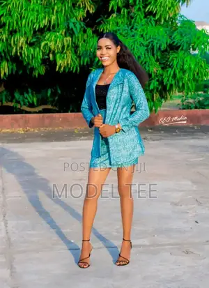 Model to Represent Your Brands at Trade Shows and Events.