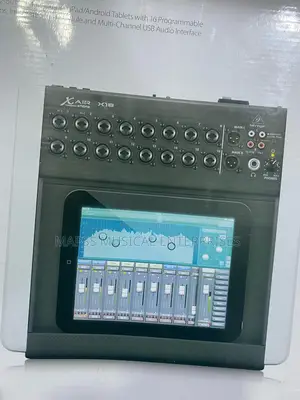 Behringer X Air Xr18,
