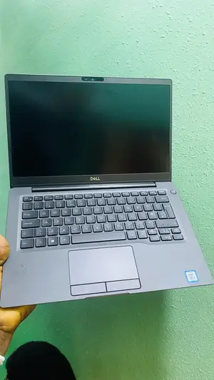 Laptop Dell Latitude 7300 8GB Intel Core I5 SSD 256GB