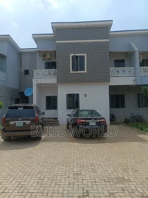 4bdrm Townhouse/Terrace in Lifecamp for sale
