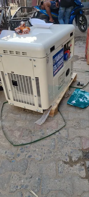 Yamaha 12.5kva 3 Face Diesel Soundproof Generator