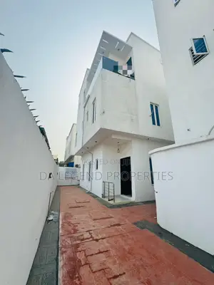 5bdrm Duplex in Omole Phase 1 for sale